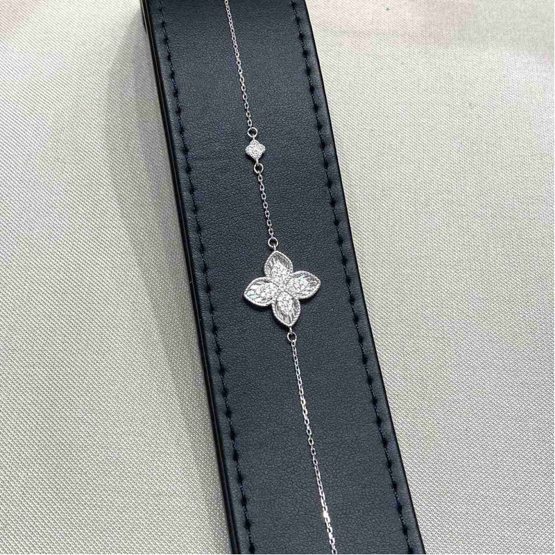  x1 سويرة روبرتو كوين