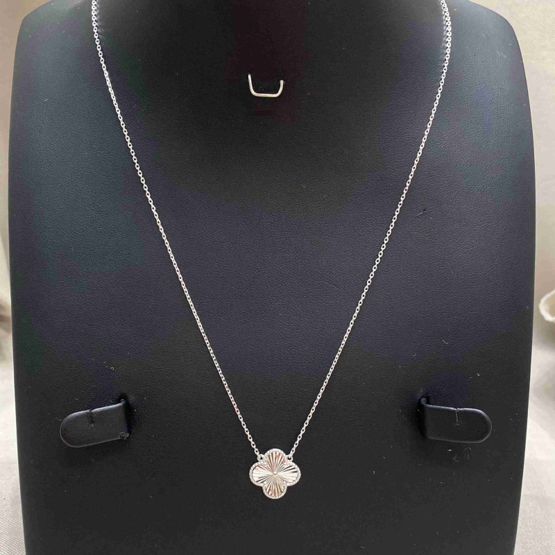 x1 قلادة الفان كليف