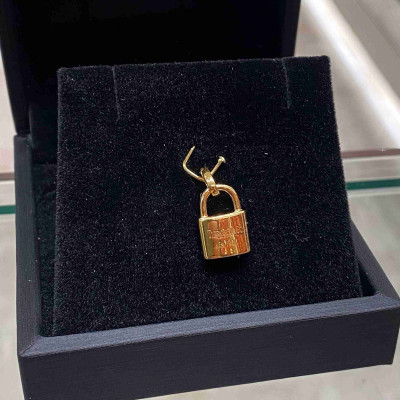  x1 تعليقة تيفاني