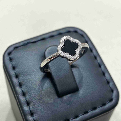 خاتم الفان كليف