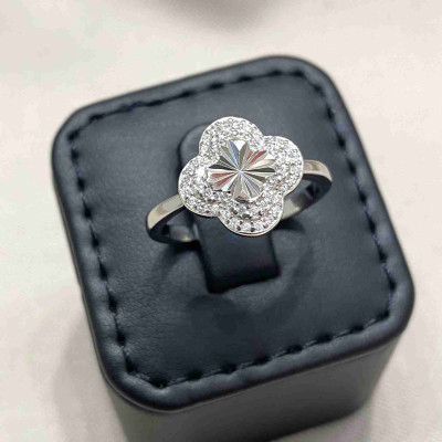 خاتم الفان كليف