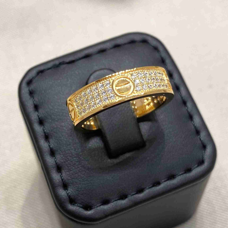 دبلة كارتير نسائية