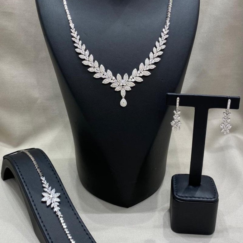 طقم فضة بدون خاتم 