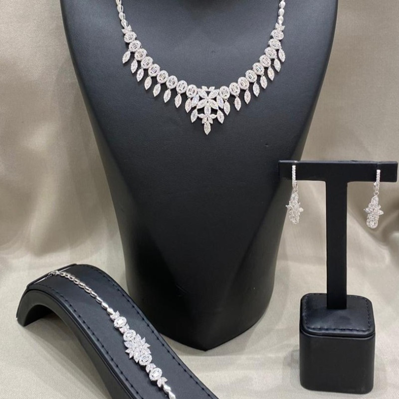 طقم فضة بدون خاتم 