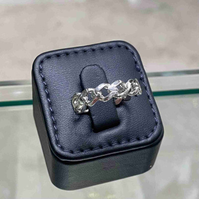 دبلة فضة نسائية